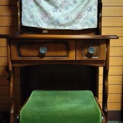 カリモク　ドレッサー