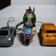 チョロＱ？　ENEOSミニカー2点＆仮面ライダー・バイク