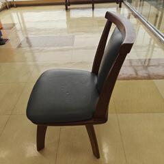 ダイニングチェア

の画像