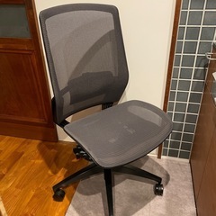 オカムラ　オフィスチェア　フィノラ