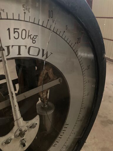 【昭和レトロ】【国鉄払い下げ品】HOKUTOW製 大型台はかり（150kg）体重計 計量器 昭和レトロ】【国鉄払い下げ品】HOKUTOW製 大型台はかり（150kg）体重