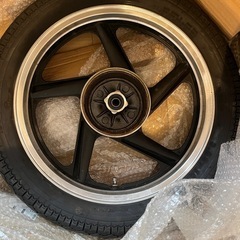 YB125SPの前後ホイール+タイヤの画像