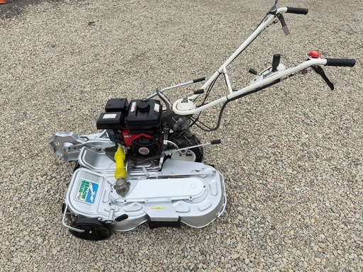 岩手県北上市　スーパーウイングモア　オーレック WM1207TL 自走式　あぜ二面刈り草刈機 2輪駆動　バック付　刈刃三ヶ所　中古　引き取り