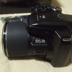 ❤️動作品❤️スマホ転送★S9900W★乾電池式★超望遠2400mm光学100倍の画像
