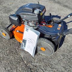 ヤマハエンジン 自走式草刈機　草刈り機 芝刈り機 の画像