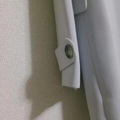 マジェスティックレゴン　ライトグレー ダブルブレスト トレンチコートの画像
