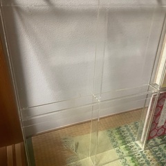 本の展示などに　★★　アクリル製　ショーケース　★★　高さ61．5　x巾４４.５ｃｍ 　2セットの画像