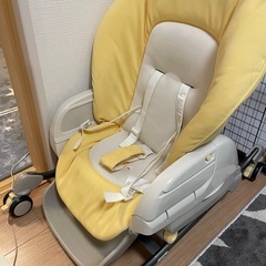 電動ハイローチェアーの画像