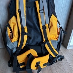 大き目のリュックサック、登山用の画像
