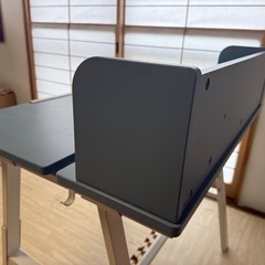 IKEA 学習デスク PIPLÄRKA（ピプラルカ）の画像