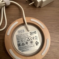 IKEA　ワイヤレス充電器の画像