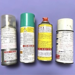 計10本纏めて1000円①水性スーパーコート3色　 　赤　青　パステルグリーン  ②木部、鉄部、コンクリート用　垂れない塗料１色 （水性つやあり）　ネイビーブルー  ③ウレタン建物用　高耐久　高光沢2色 　コバルトブルー、ソフトアイボリー  ④多用途水性スプレー  ⑤アクリルラッカー  ⑥スプレーラッカー　2本の画像