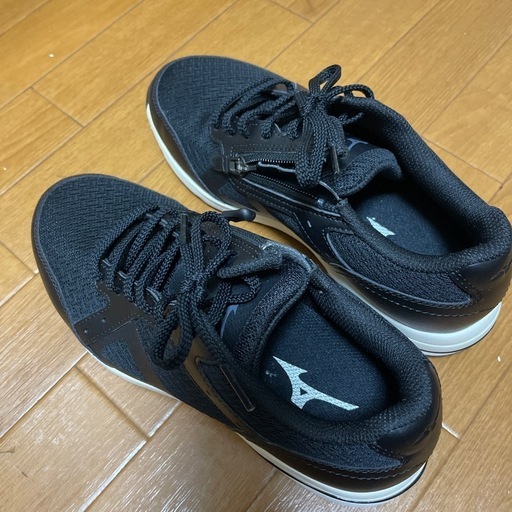 MIZUNOスニーカー