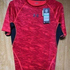 タグ付き‼️アンダーアーマー UNDER ARMOR  Tシャツ...