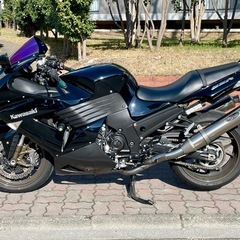 ZZR1400 走行3.7万km 2006年登録 個人出品 快適カスタム ノジママフラー・バックステップの画像