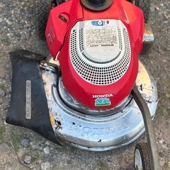 ホンダ 自走式草刈機かりまる 芝刈り機　引き取り限定の画像