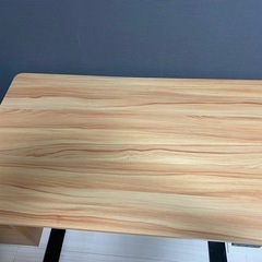 電動昇降スタンディングデスクの画像