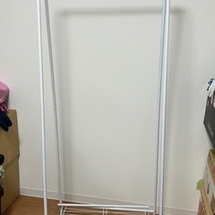 【お譲り先決まりました】スチールラック　ホワイト