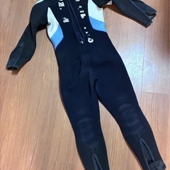 ウエットスーツ　2着
の画像