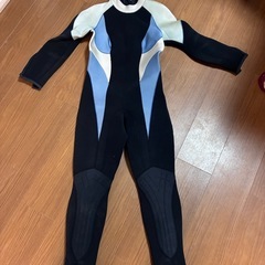 ウエットスーツ　2着
の画像