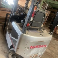 NISSAN フォークリフト バッテリー1.0t nk1b1 の画像