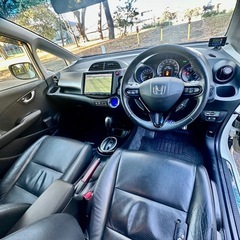 ホンダ フィットハイブリッドRS！低走行！5万キロ台！ 早期取り引き値下げ可能！の画像