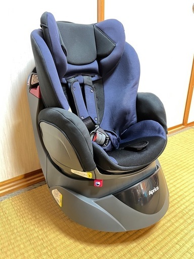 Aprica チャイルドシート