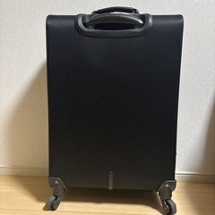 スーツケース　キャリーケースの画像
