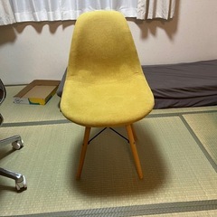 リビングチェア