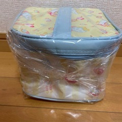 星のカービィ　ハッピーモーニング　タッパー付き　保冷ポーチの画像