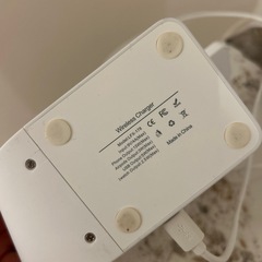 3-in-1 ワイヤレス充電スタンドの画像