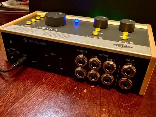 Universal Audio  ユニバーサルオーディオ Volt 476 USB Recording Studio オーディオインタ