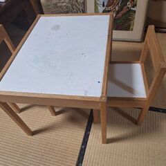 IKEA キッズテーブル