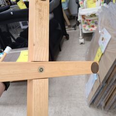J9787　キッズポールハンガー　クリーニング済み【リユースのサカイ柏店】の画像