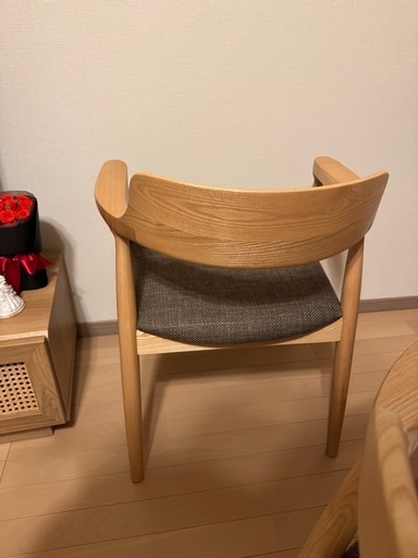 ?【美品】ナチュラルウッドのダイニングチェア（2脚）?ほぼ未使用品