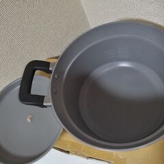未使用に近い炊飯専用鍋　HaRmanハーマンLP0134　３合炊き圧力鍋の画像