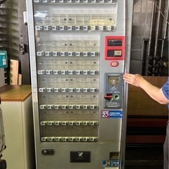 タバコ自動販売機