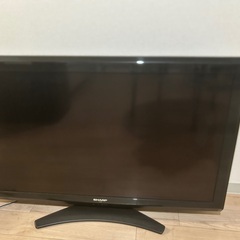 テレビ（40インチ シャープ LC-40E9）