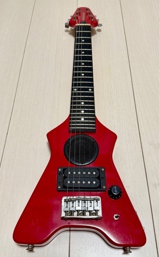 スピーカー内蔵ミニギター MASTER CRAFT