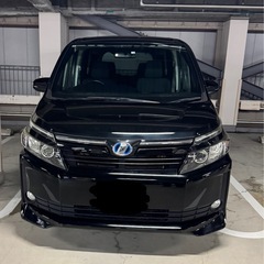 平成26年式 車検2年付き ブラック トヨタ ハイブリッドヴォクシー