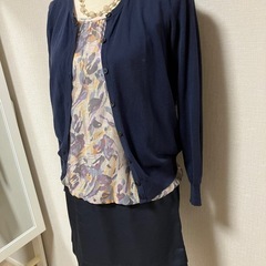 花柄フリルノースリーブワンピースMサイズの画像