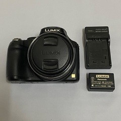 【値下げ交渉可能】Panasonic LUMIX DMC-FZ7...