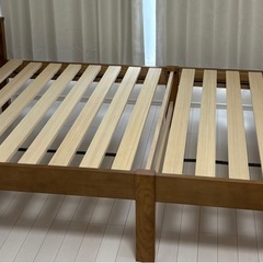 ニトリ　すのこベッド　セミダブルの画像