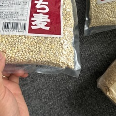 もち麦、玄米の画像