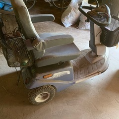 セニアカー！シニアカー！高齢者向け車！電動カート！値引きあり！の画像