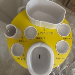 新品未使用！動作確認済！コードレス掃除機　超軽量 スティック掃除機　28000Kpa 白ホワイト　Type-C 液晶ディスプレイ　強力吸引　コンパクトの画像