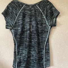 🏃‍♀️ナイキNIKE　未使用品ドライフィットTシャツの画像