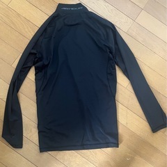 アンダーアーマー　アンダーシャツ　トレーニングウェアの画像