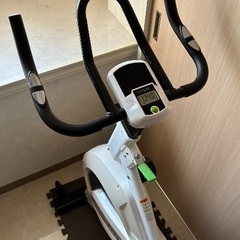 FITBOX エアロバイクの画像