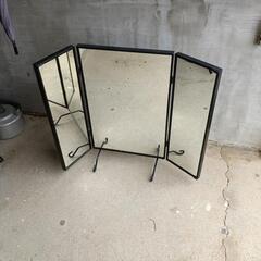三面鏡の画像